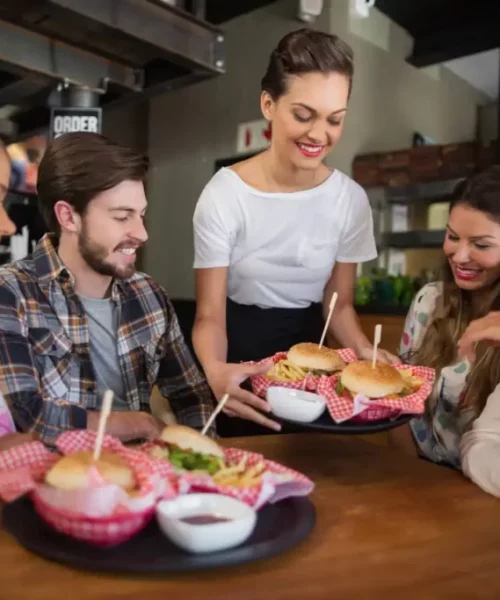 restaurant-customer-service-1024x683